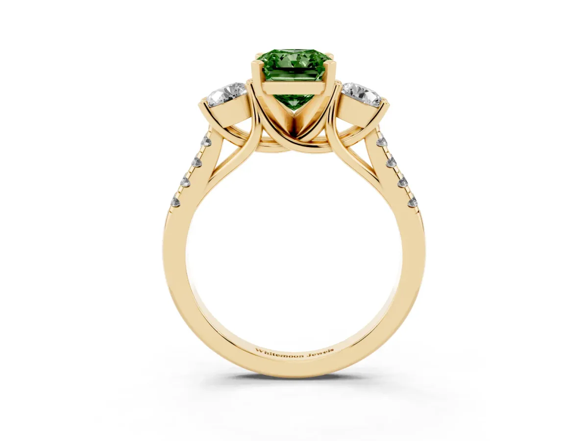 Fancy Green Three-Stone Radiant Cut Diamond Pavé Band with Four-Prong Setting Yellow gold