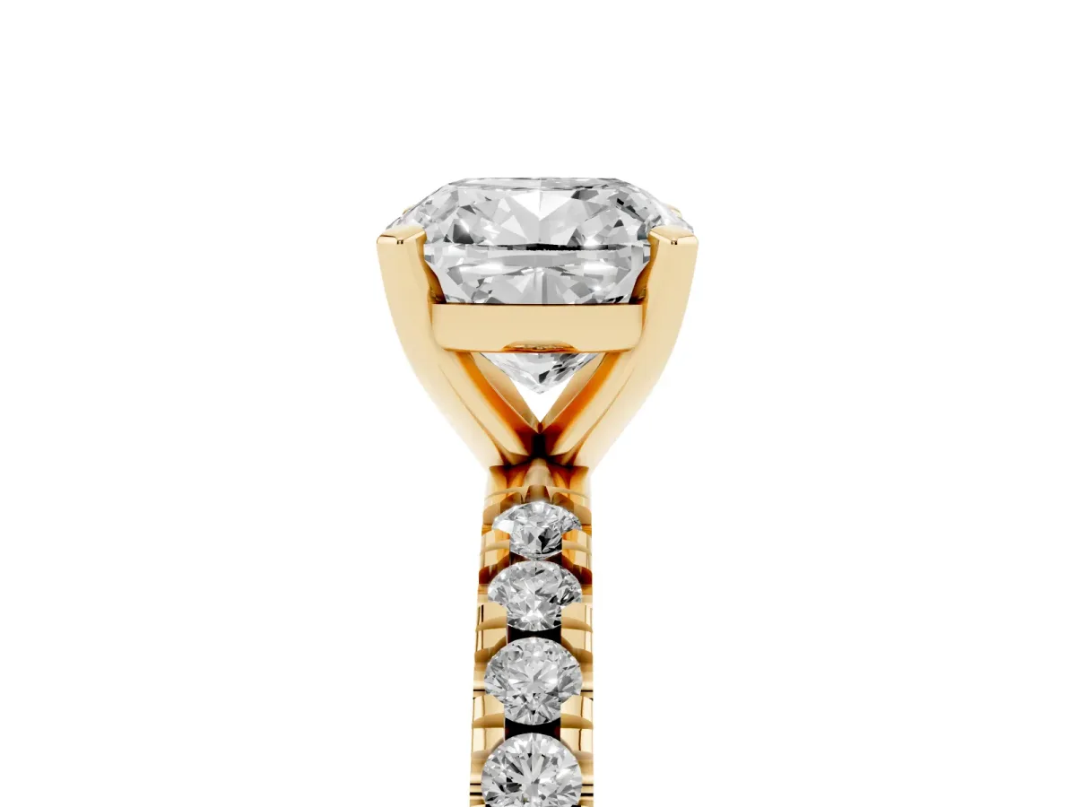 Cushion Cut Diamond Pavé Band Solitaire with Four-Prong Setting Yellow gold