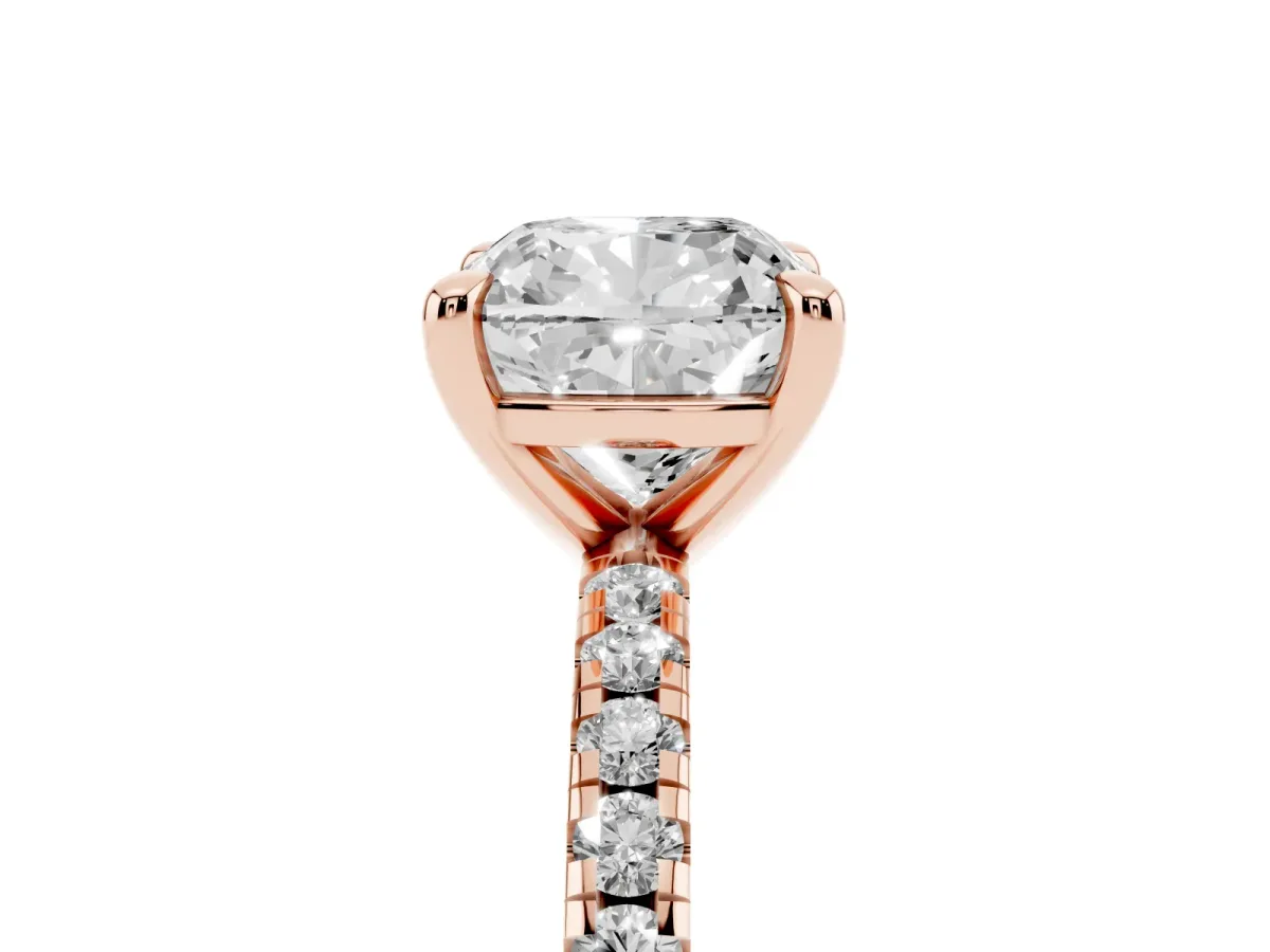 Cushion Cut Diamond Brilliant Solitaire Ring with Pavé Band and Four-Prong Setting Rose gold