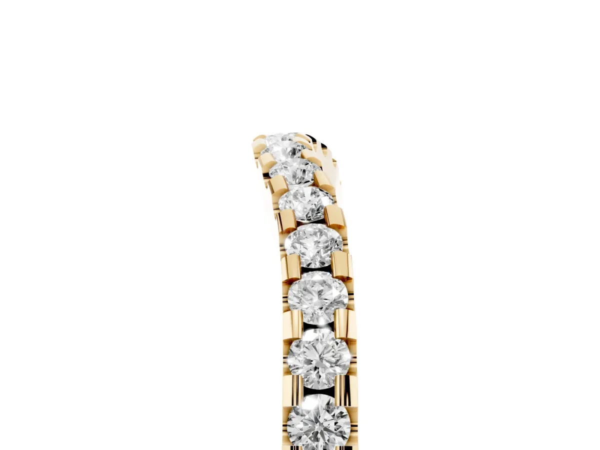 Pavé Round Diamond Curved Wedding Band Yellow gold