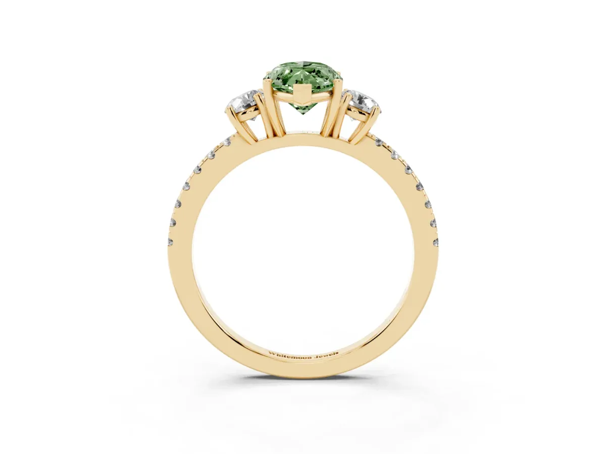 Fancy Green Three-Stone Marquise Cut Cut Diamond Pavé Band with Prong Setting Yellow gold