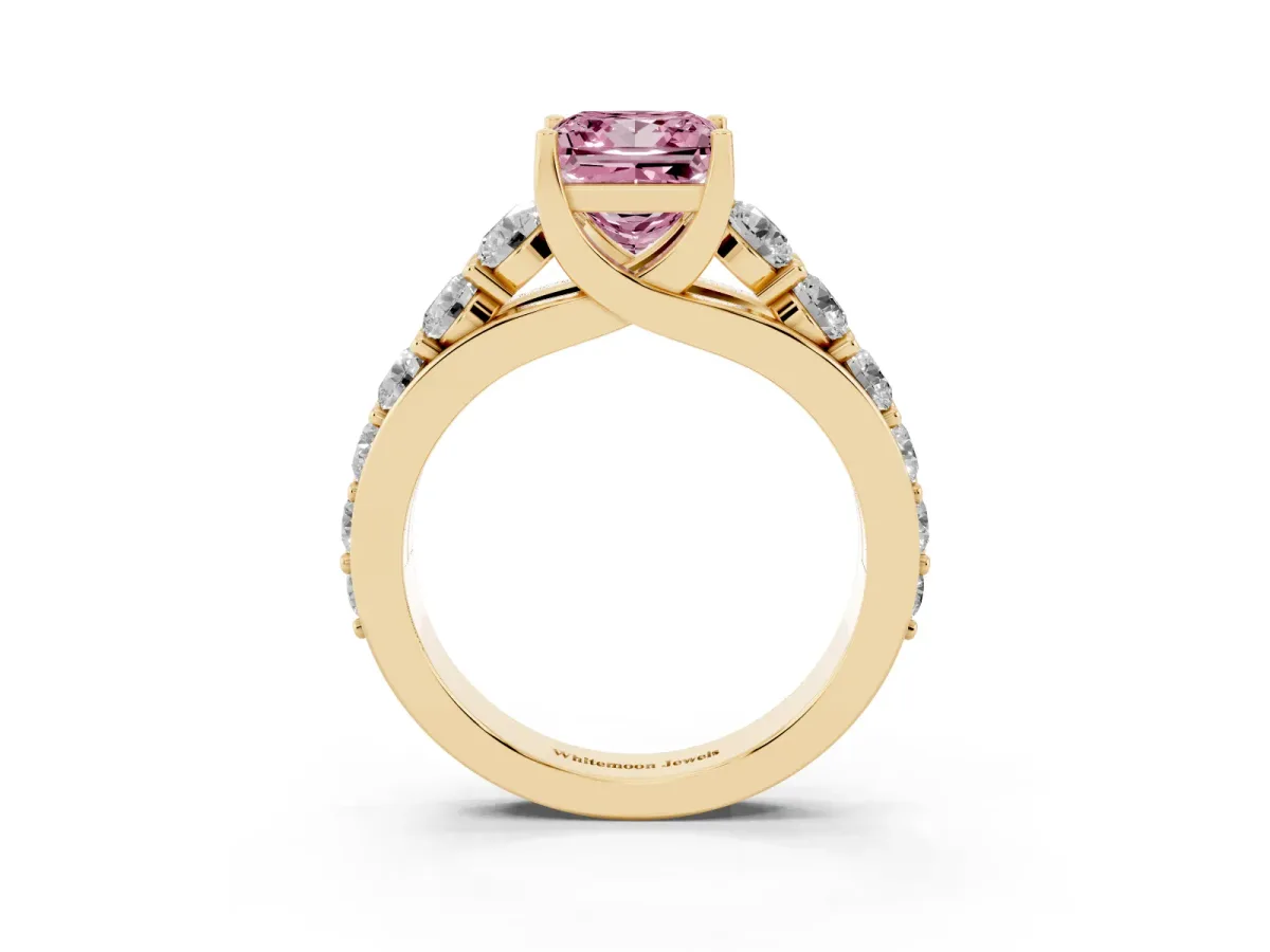 Fancy Pink Princess Cut Diamond Engagement Ring with Pavé Band and Four-Prong Setting Yellow gold