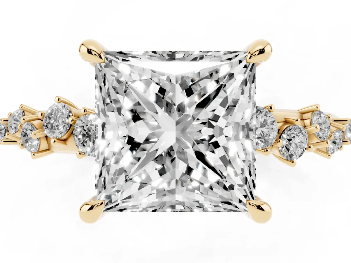 Princess Cut Cut Diamond Vine Band with Four-Prong Setting Yellow gold