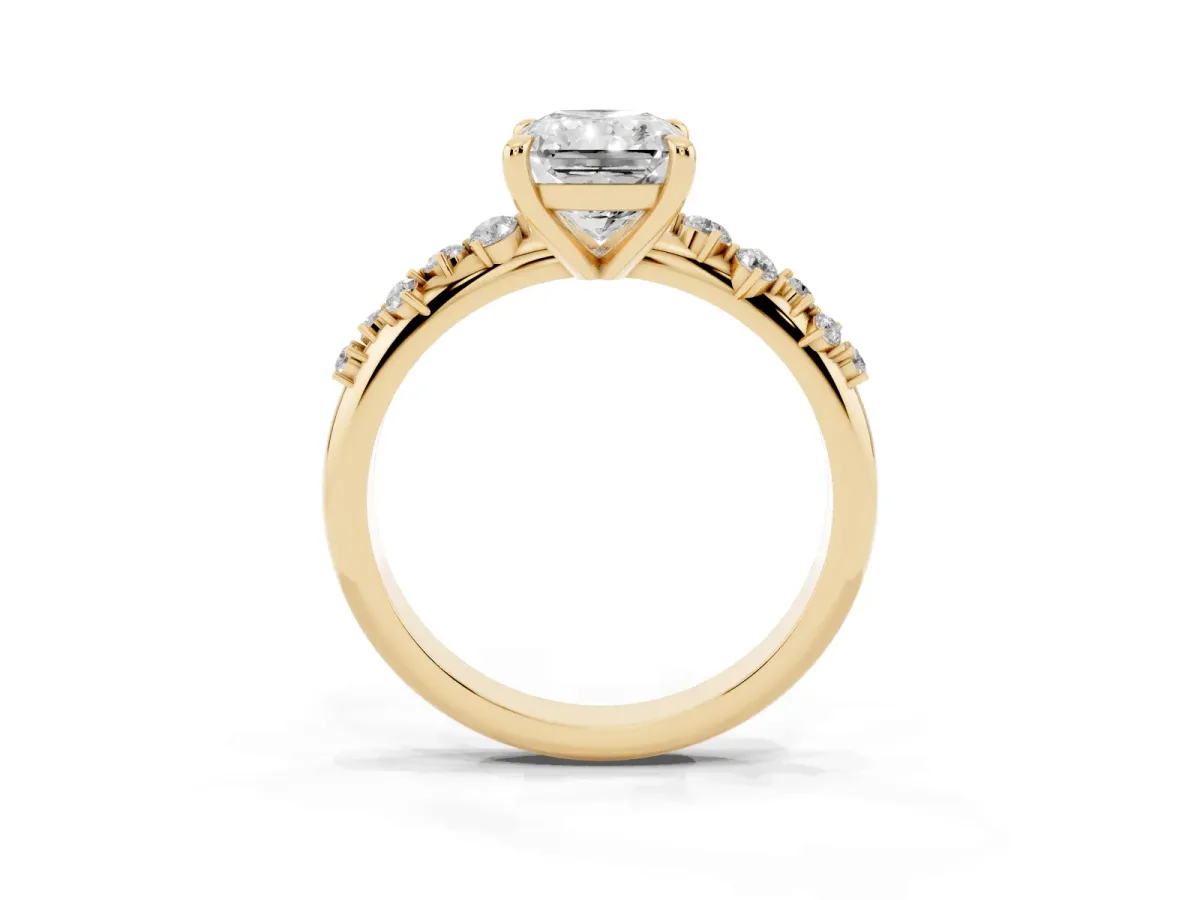 Radiant Cut Cut Diamond Vine Band with Four-Prong Setting Yellow gold