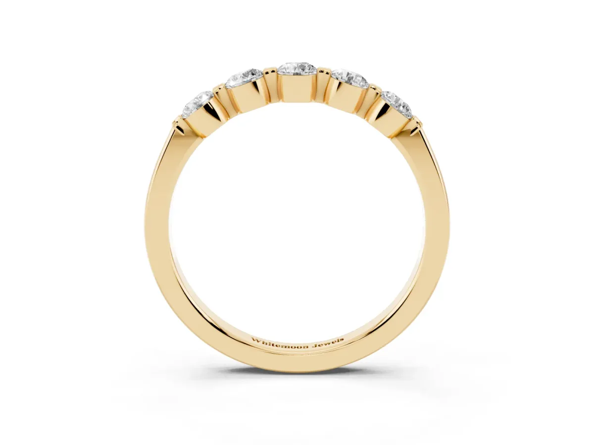 Five-Stone Round Cut Diamond Prong-Set Half Eternity Band Yellow gold