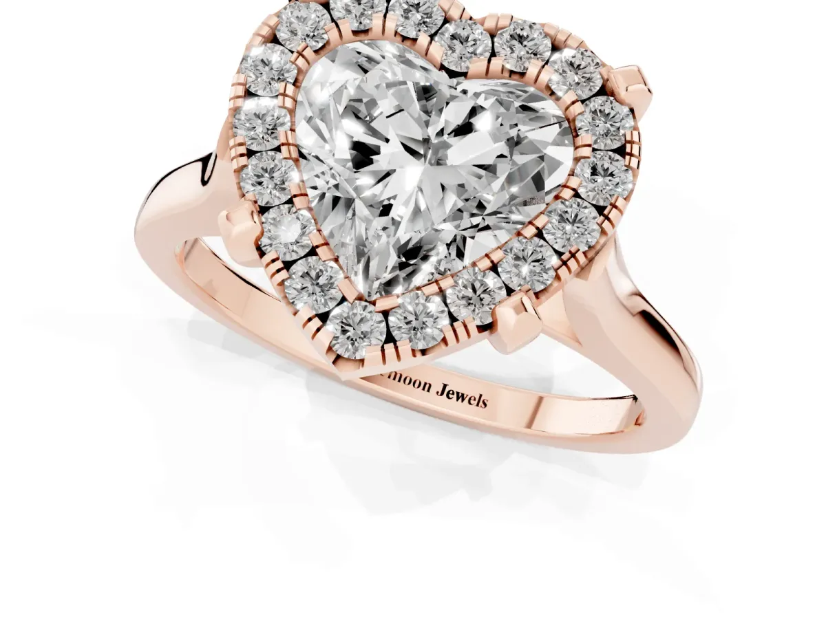 Heart Cut Diamond Cluster Halo Solitaire with Four-Prong Setting Rose gold