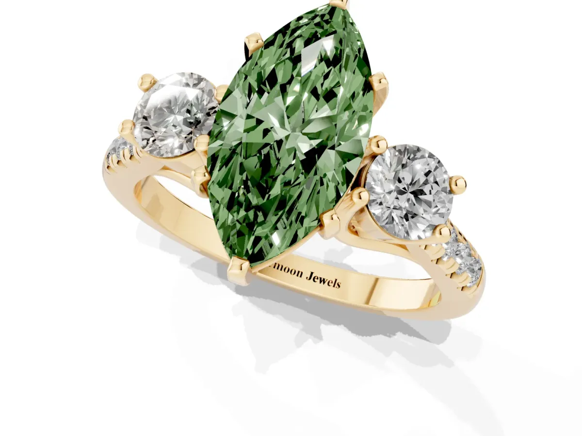Fancy Green Three-Stone Marquise Cut Diamond Pavé Band with Four-Prong Setting Yellow gold