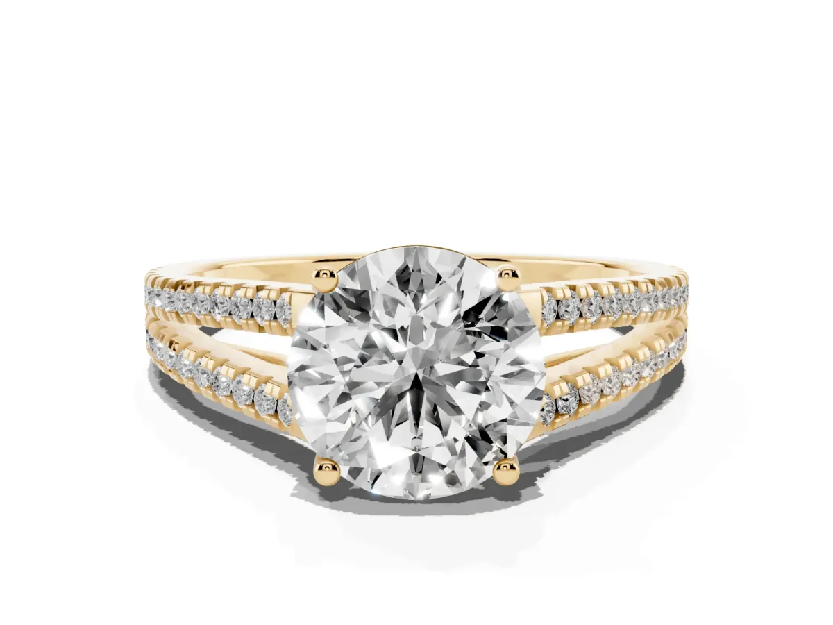 Round Cut Diamond Solitaire Engagement Ring with Split Shank Pavé Band Yellow gold