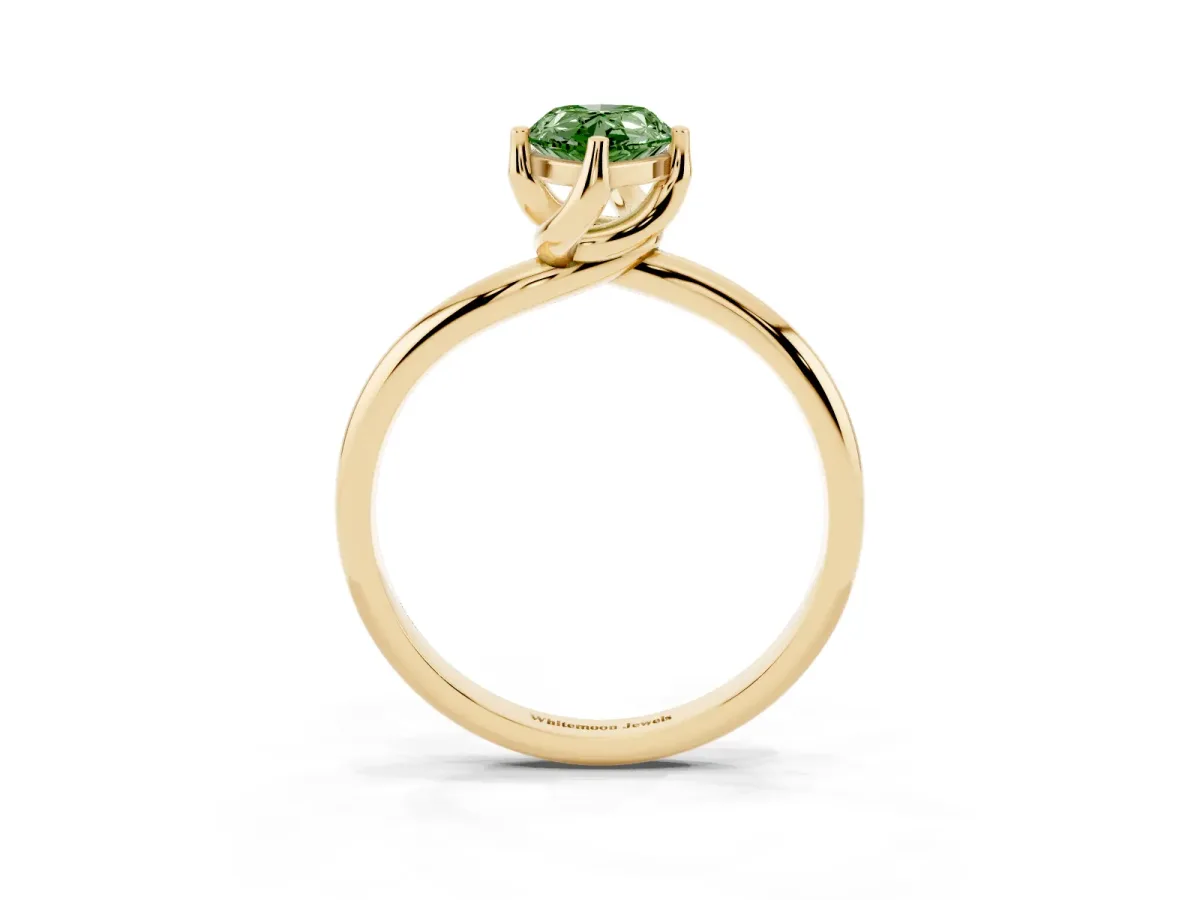 Fancy Green Pear Cut Diamond Solitaire Engagement Ring with Four-Prong Setting and Classic Band Yellow gold