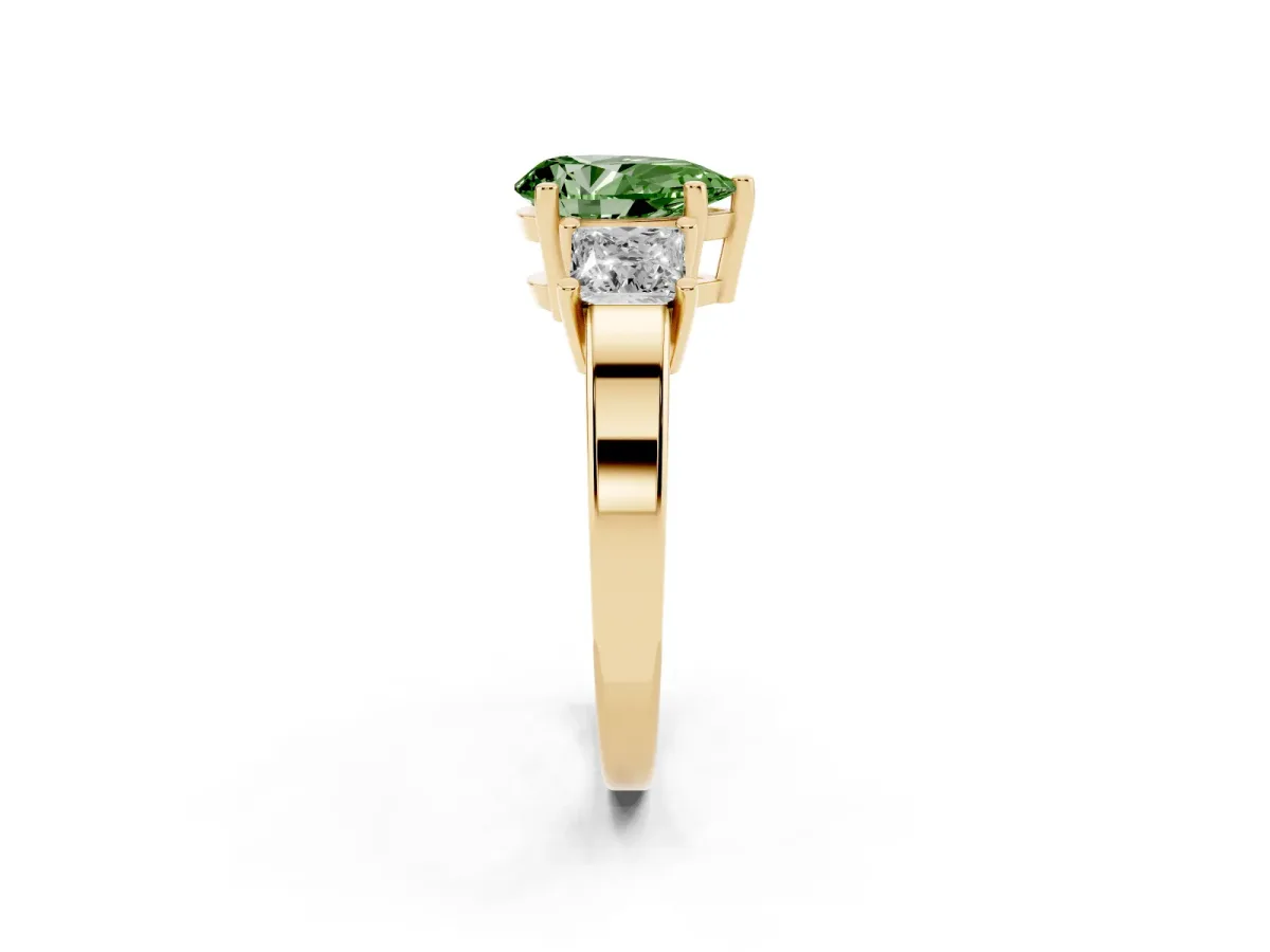 Fancy Green Three-Stone Pear Cut Cut Solitaire Ring with Prong Setting Yellow gold