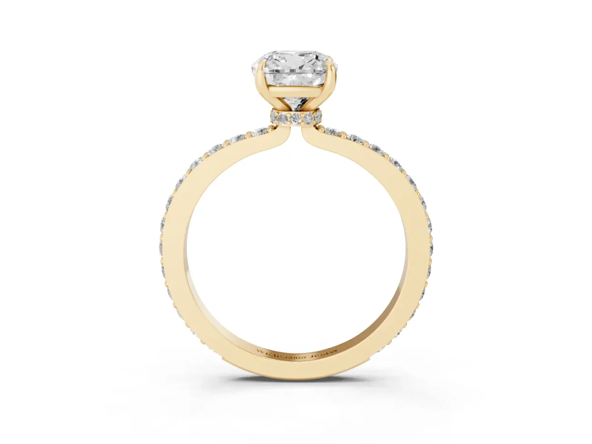 Cushion Cut Diamond Pavé Engagement Ring with Round Accents and Prong Setting Yellow gold