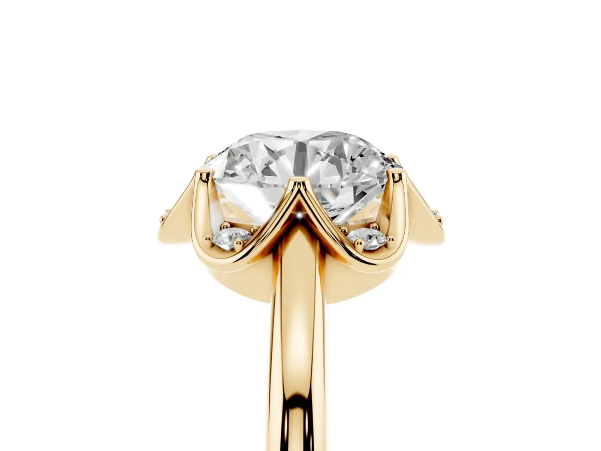 Round Cut Halo Diamond Ring with Round Cluster Setting, Solitaire Band, and Four-Prong Setting Yellow gold
