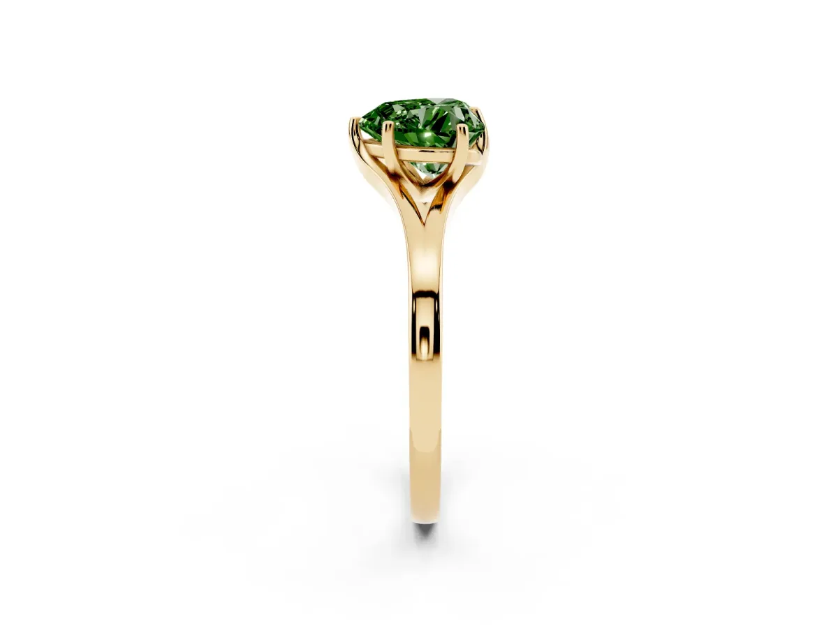 Fancy Green Heart Cut Solitaire Diamond Ring with Six-Prong Setting and Tapered Band Yellow gold
