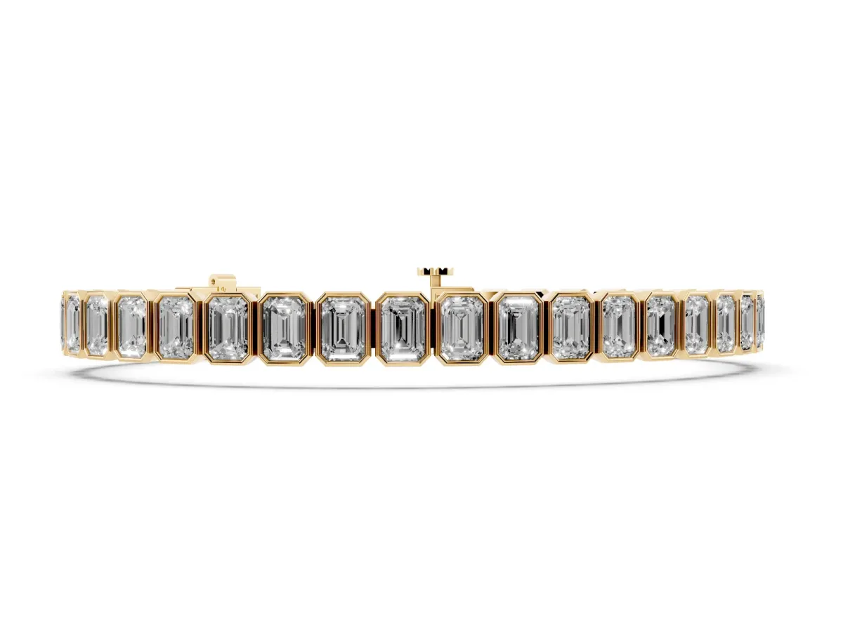 Emerald Cut Diamond Tennis Bracelet with Bezel Setting Yellow gold