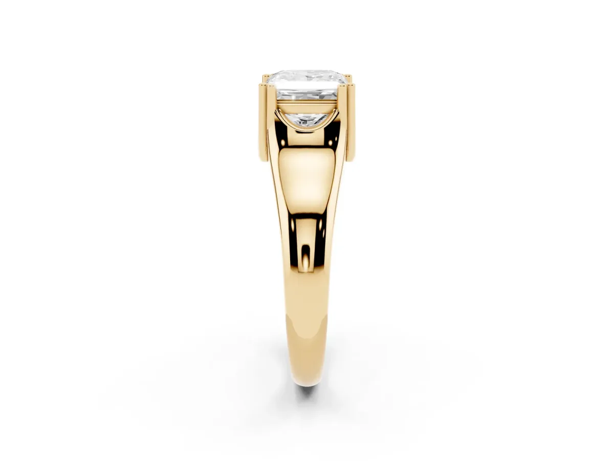 Princess Cut Diamond Solitaire Ring with Wide Band and Prong Setting Yellow gold