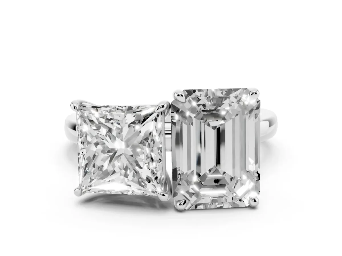 Princess Cut and Emerald Cut Toi Moi Ring with Prong Setting Silver