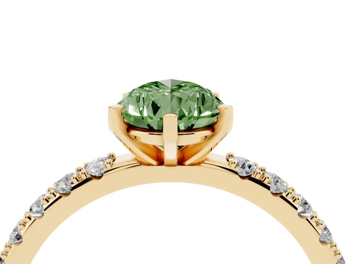 Fancy Green Pear Cut Diamond Solitaire Pavé Band with Four-Prong Setting Yellow gold