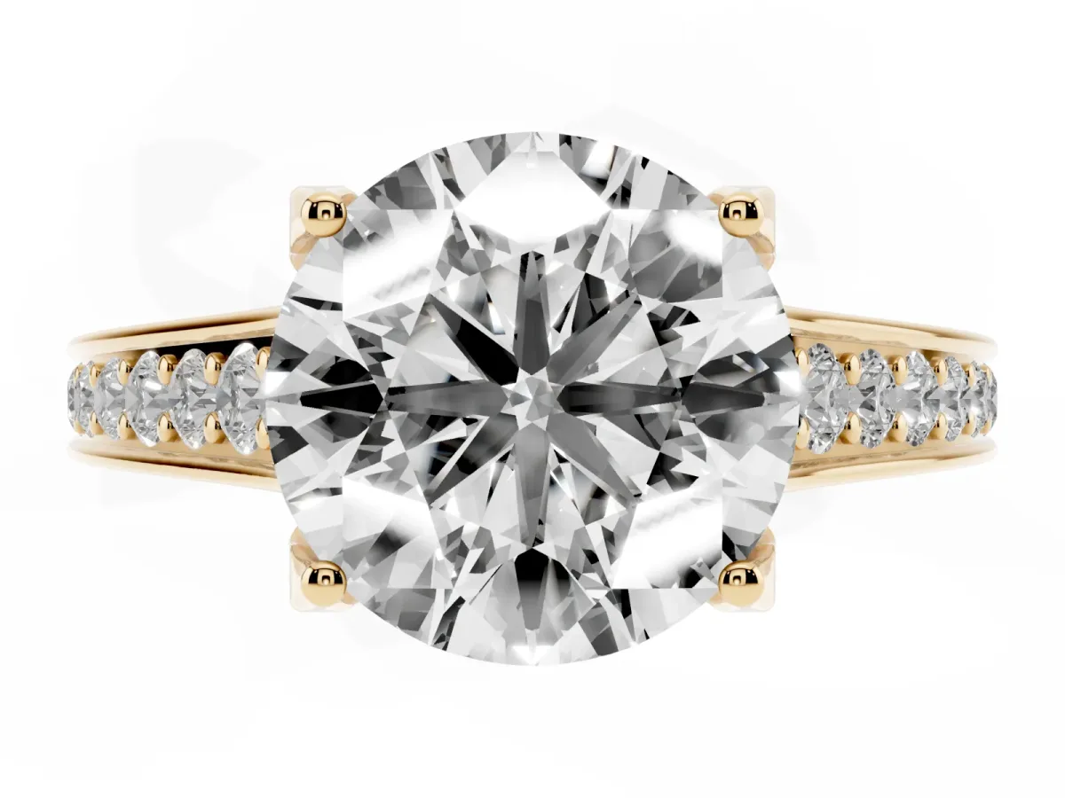 Round Cut Brilliant Cut Diamond Engagement Ring with Pavé Band and Four-Prong Setting Yellow gold