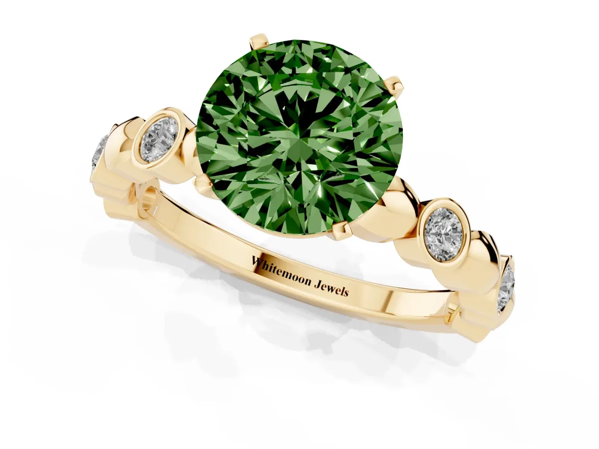 Fancy Green Round Cut Solitaire Bezel-Set Diamond Ring with Beaded Band and Four-Prong Setting Yellow gold