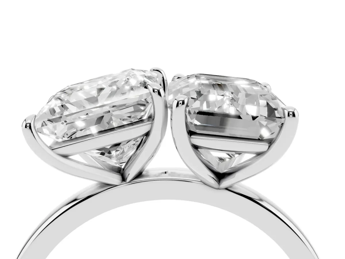 Princess Cut and Emerald Cut Toi Moi Ring with Prong Setting Silver