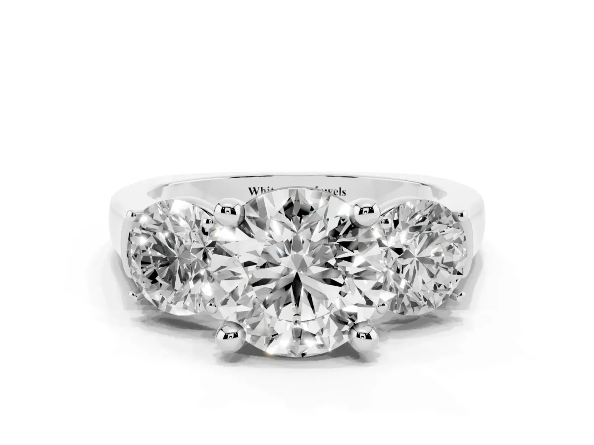 Three-Stone Round Cut Brilliant Diamond Trellis Ring with Comfort Fit Band White gold