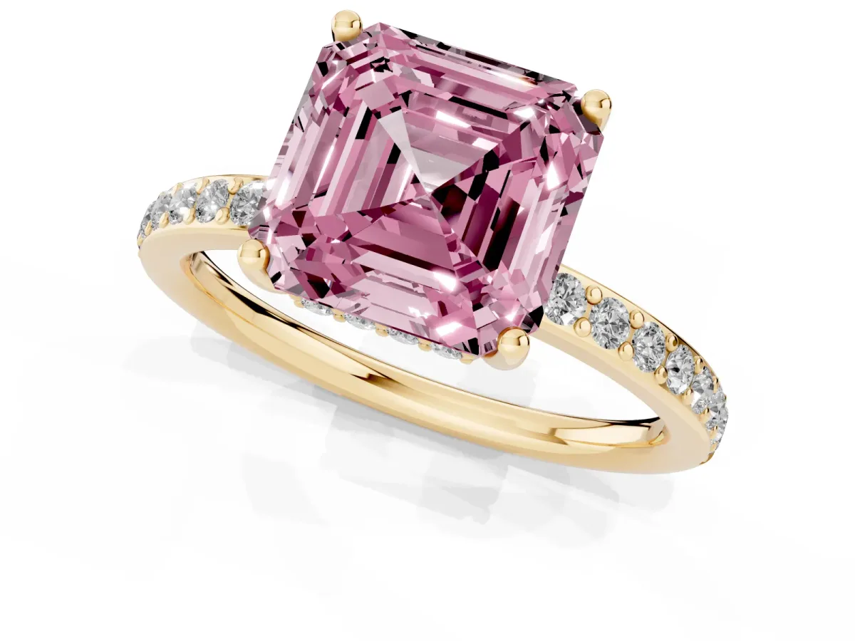 Fancy Pink Asscher Cut Cut Diamond Pavé Band Ring with Four-Prong Setting Yellow gold