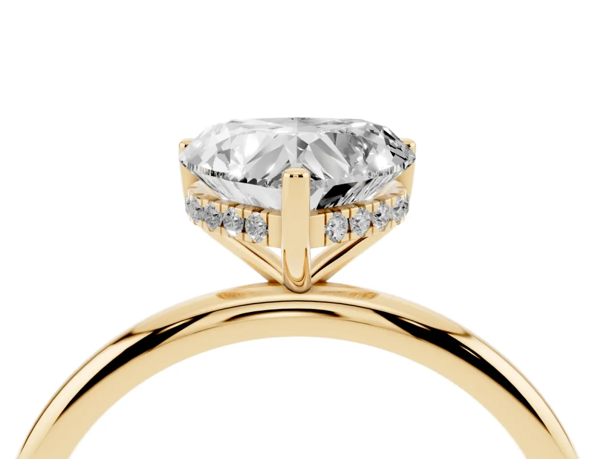 Heart Cut Cut Solitaire Engagement Ring with Four-Prong Setting and Classic Band Yellow gold