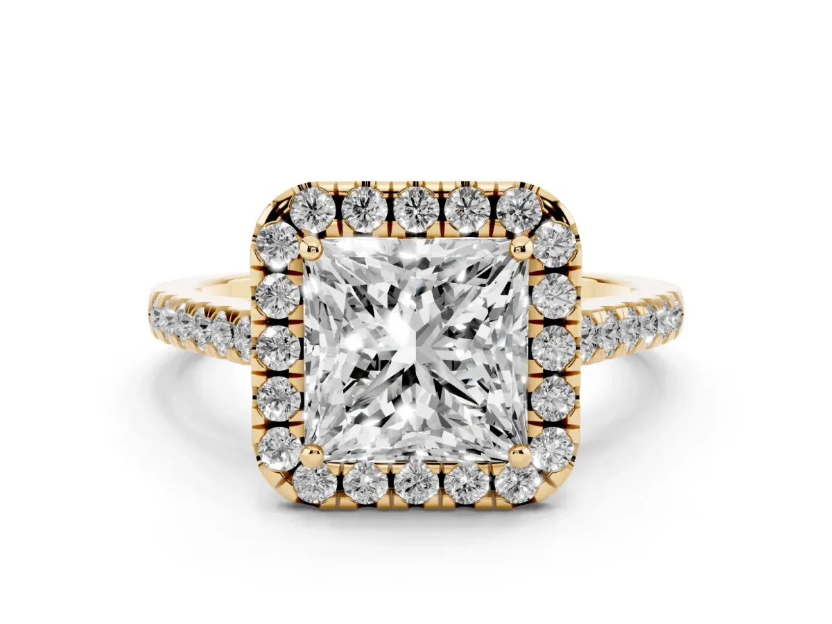 Princess Cut Halo Pavé Diamond Engagement Ring with Four-Prong Setting Yellow gold