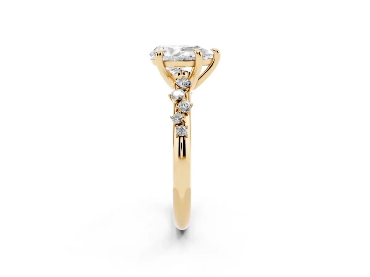 Pear Cut Cut Diamond Vine Band with Four-Prong Setting Yellow gold