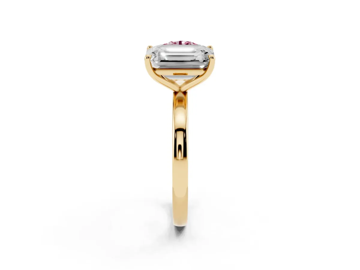 Fancy Pink Round Cut and Emerald Cut Toi Moi Ring with Prong Setting Yellow gold