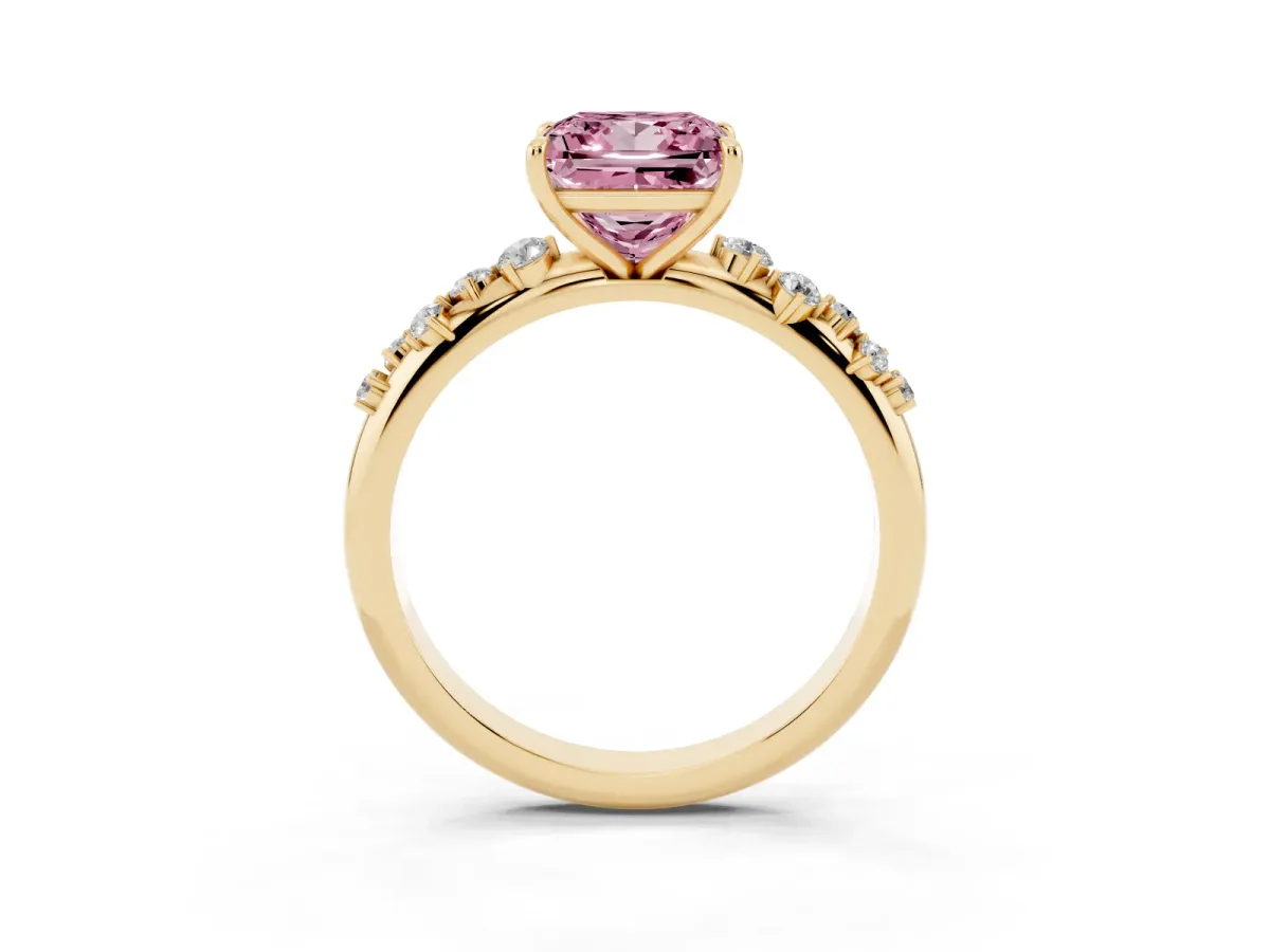 Fancy Pink Princess Cut Diamond Cluster Prong-Set Solitaire Ring Yellow gold