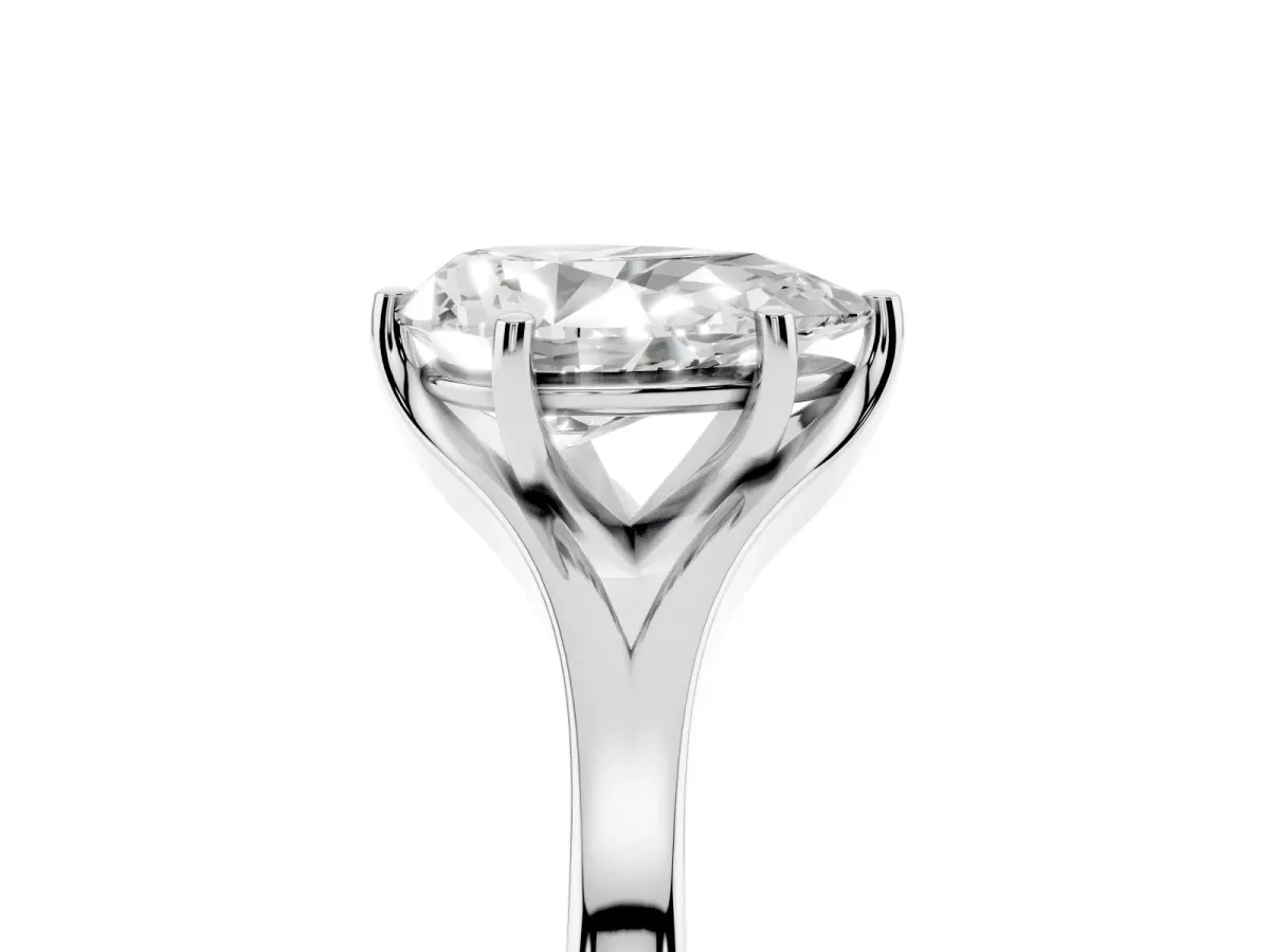 Pear Cut Solitaire Diamond Ring with Six-Prong Setting and Tapered Band Platinum