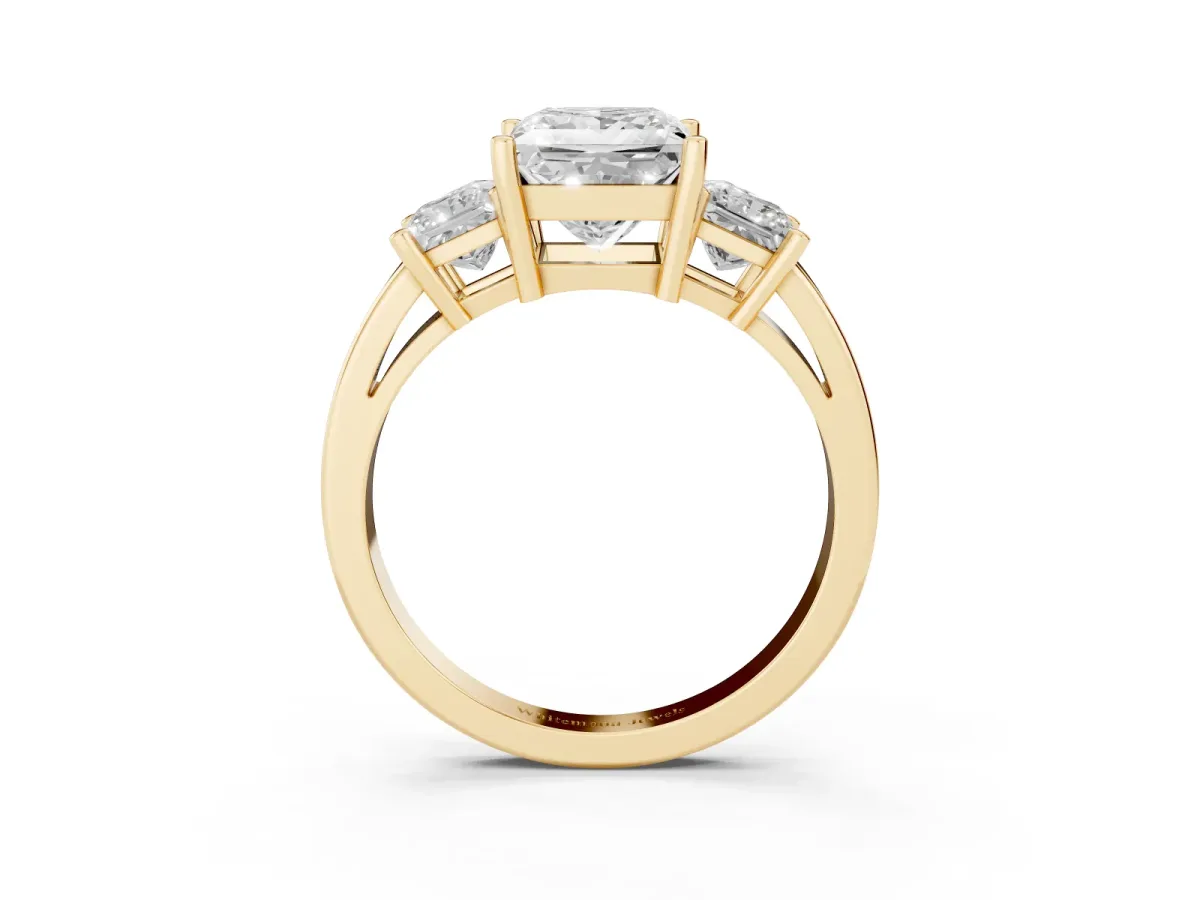 Three-Stone Princess Cut Cut Solitaire Ring with Prong Setting Yellow gold