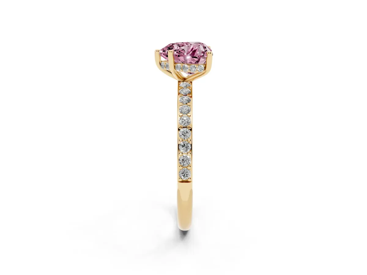 Fancy Pink Heart Cut Cut Diamond Pavé Band Ring with Four-Prong Setting Yellow gold