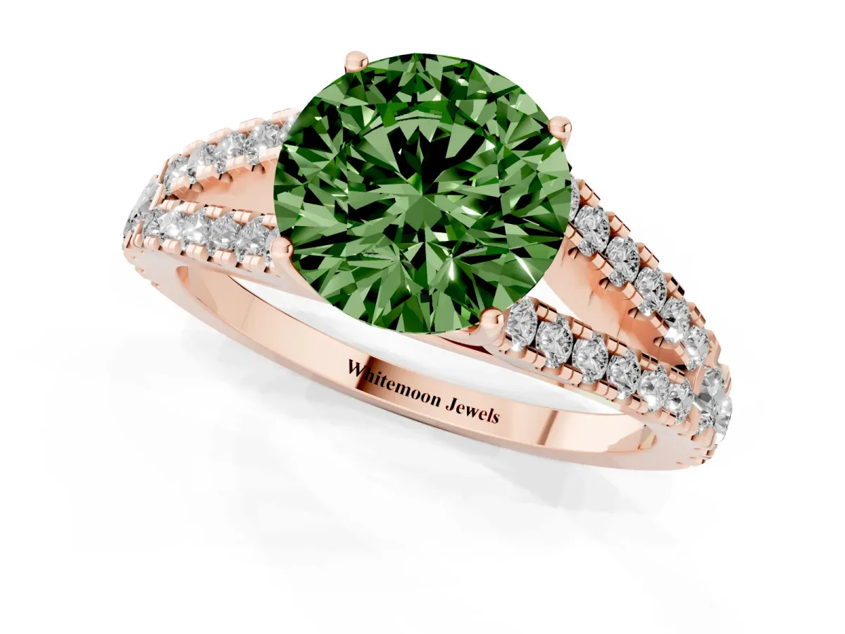 Fancy Green Round Cut Diamond Split Shank Engagement Ring with Round Pavé and Prong Setting Rose gold
