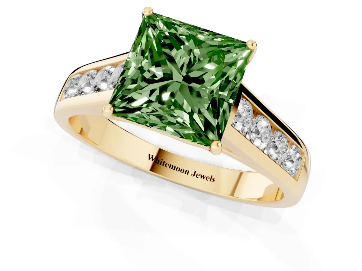 Fancy Green Princess Cut Brilliant Channel-Set Solitaire Ring with Four-Prong Setting Yellow gold