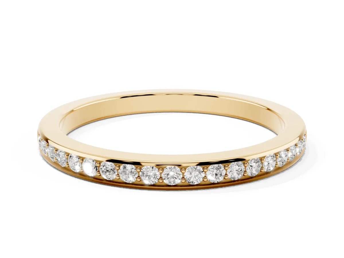 Round Diamond Pavé Set Half-Eternity Band Yellow gold