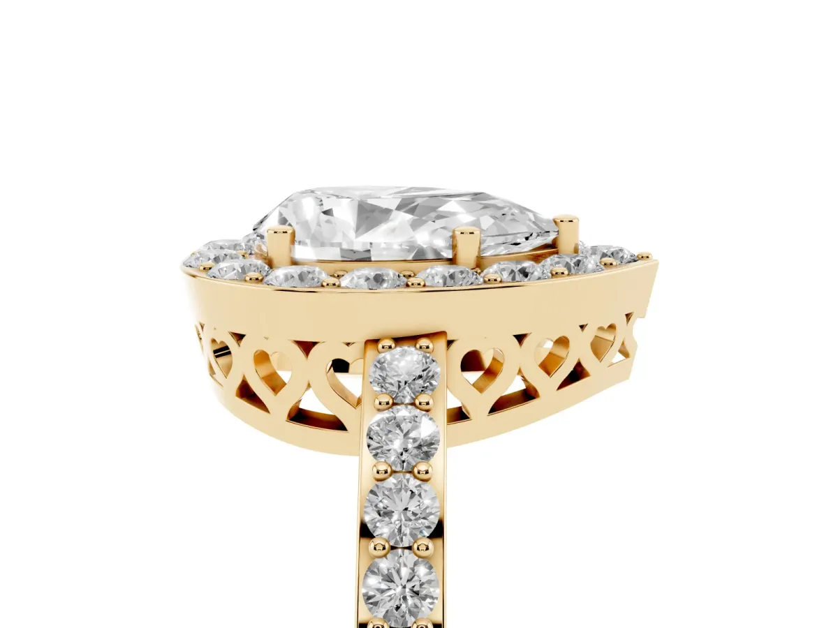 Pear Cut Halo Diamond Pavé Band Ring with Prong Setting Yellow gold