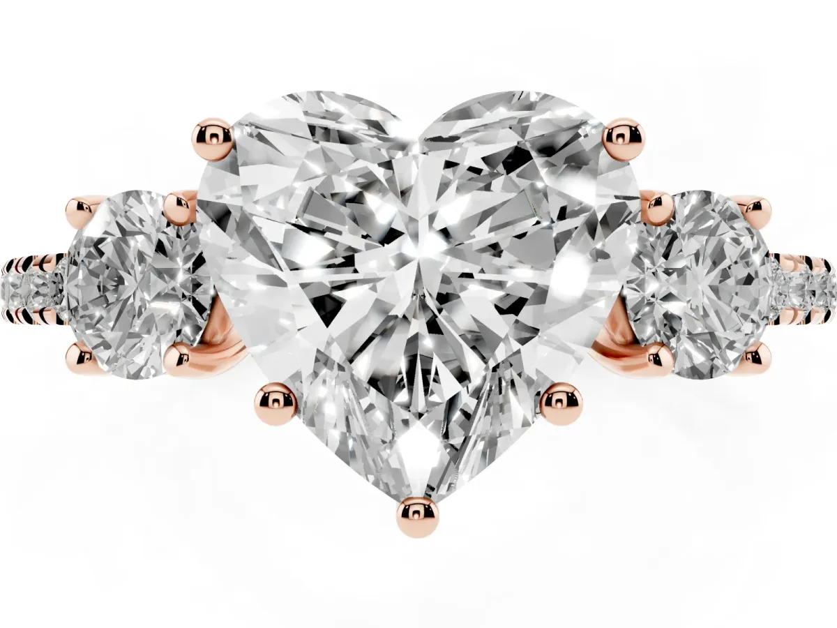 Three-Stone Heart Cut Cut Diamond Pavé Band with Prong Setting Rose gold