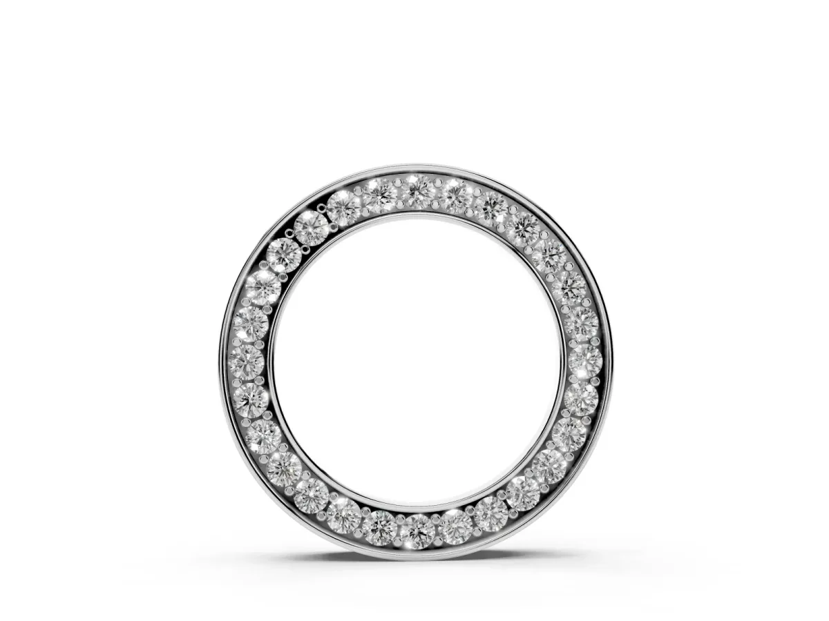 Round Diamond Pavé Circle Pendant White gold