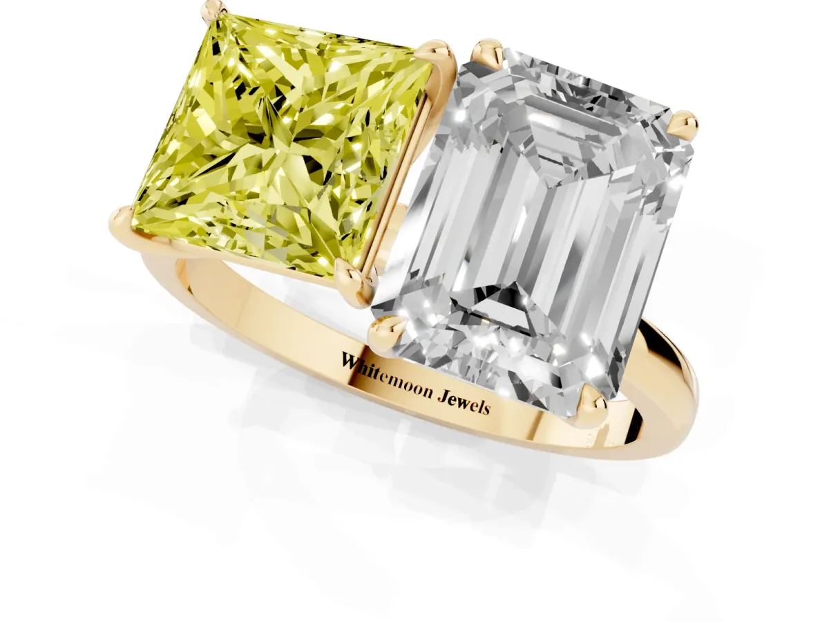Fancy Yellow Princess Cut and Emerald Cut Toi Moi Ring with Prong Setting Yellow gold