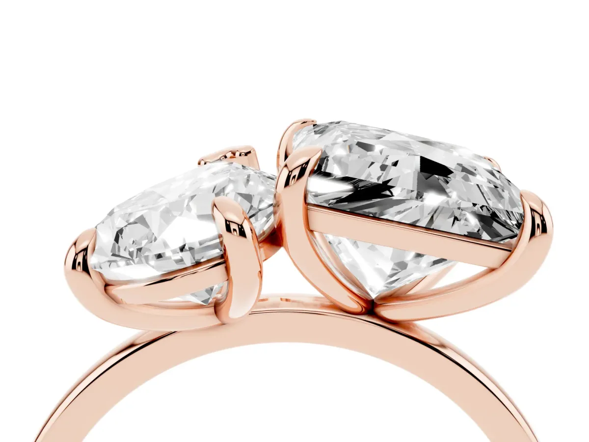 Pear and Princess Toi Moi Ring with Prong Setting and Plain Band Rose gold