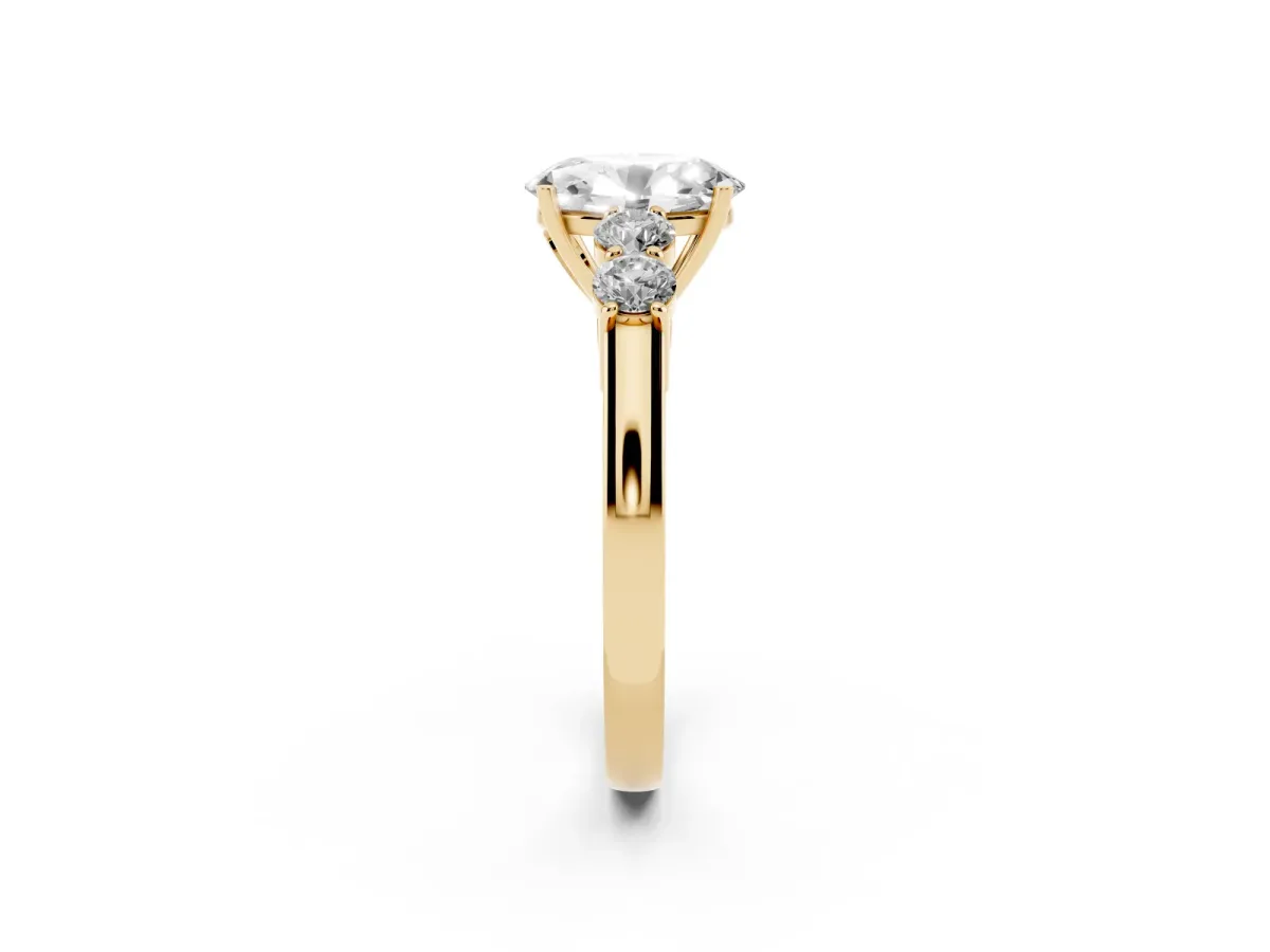 Oval Cut Cut Diamond Five-Stone Prong Set White Gold Ring Yellow gold