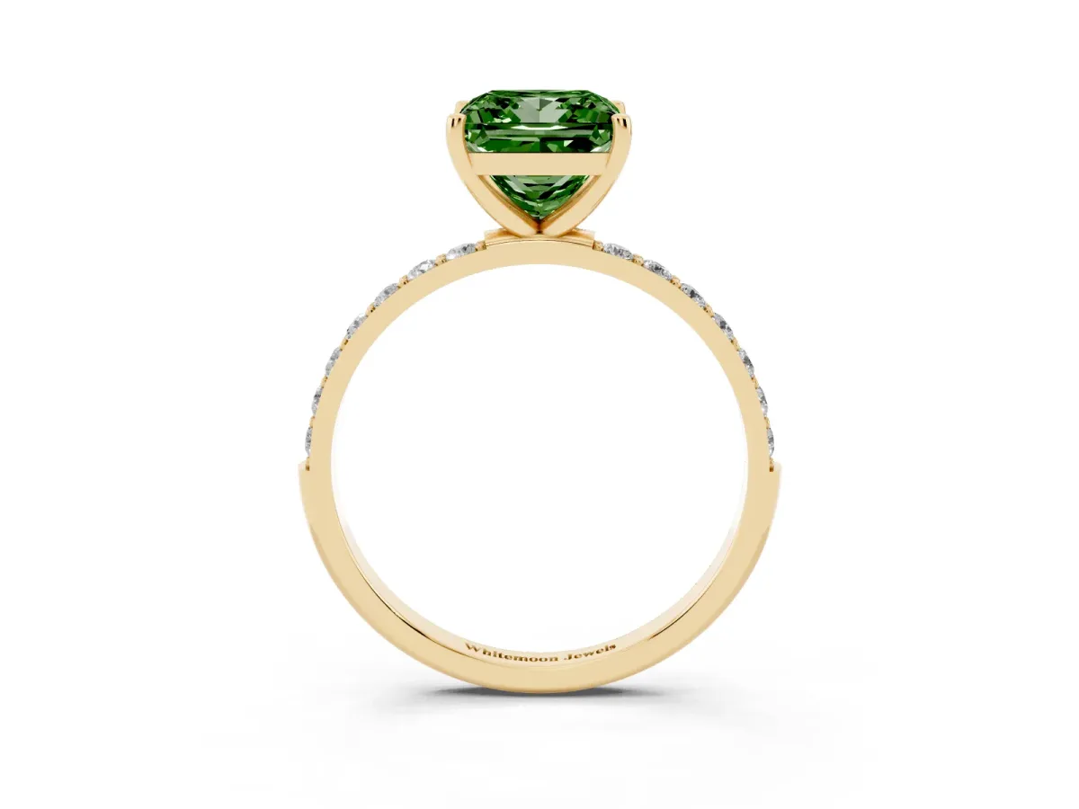 Fancy Green Princess Cut Diamond Solitaire Ring with Round Pavé Shoulders and Prong Setting Yellow gold
