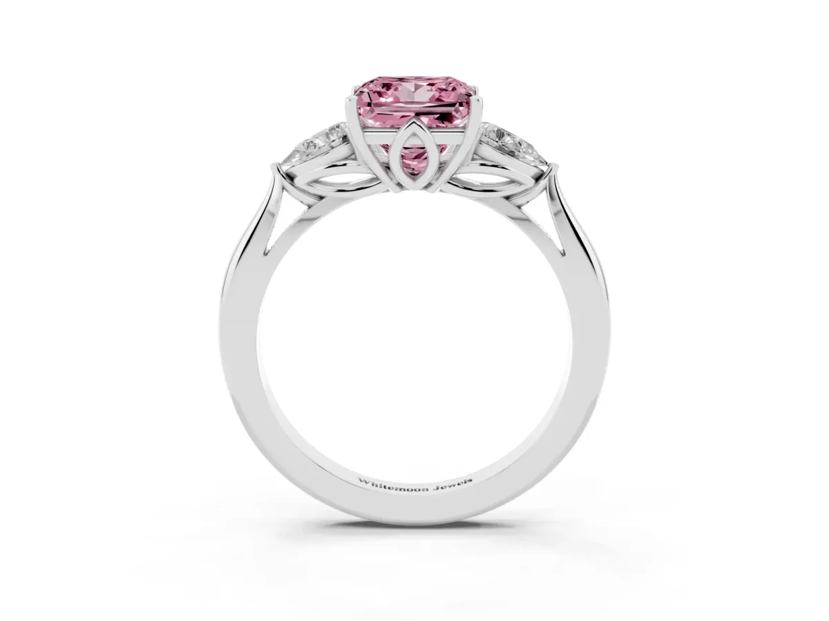 Fancy Pink Three-Stone Princess Cut Brilliant Diamond Solitaire Ring with Tapered Band and Four-Prong Setting White gold