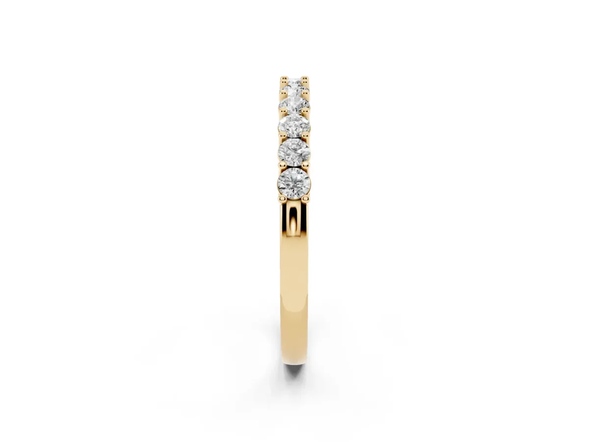 Round Diamond Pavé Half-Eternity Band Yellow gold