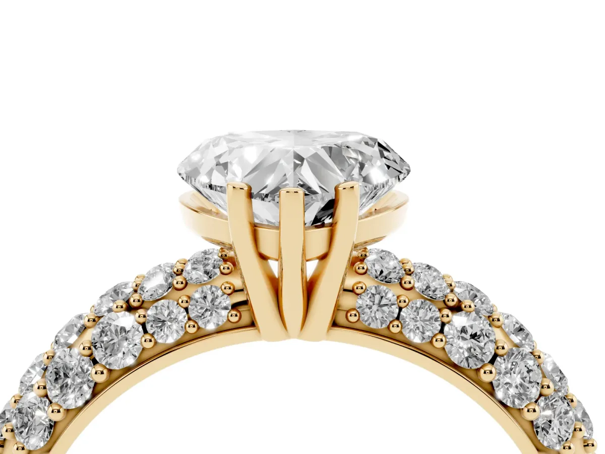 Heart Cut Diamond Pavé Band Solitaire Ring with Four-Prong Setting Yellow gold