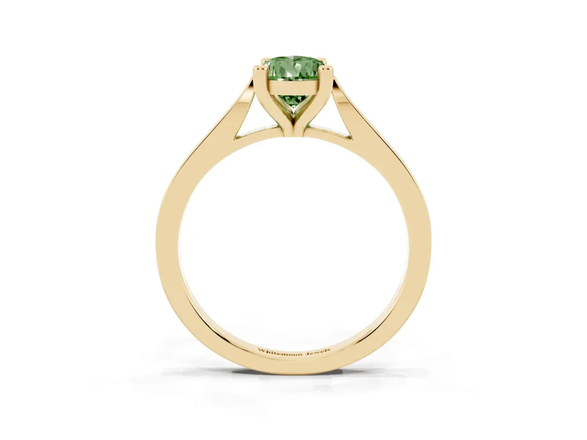 Fancy Green Pear Cut Solitaire Diamond Ring with Four-Prong Setting and Tapered Band Yellow gold