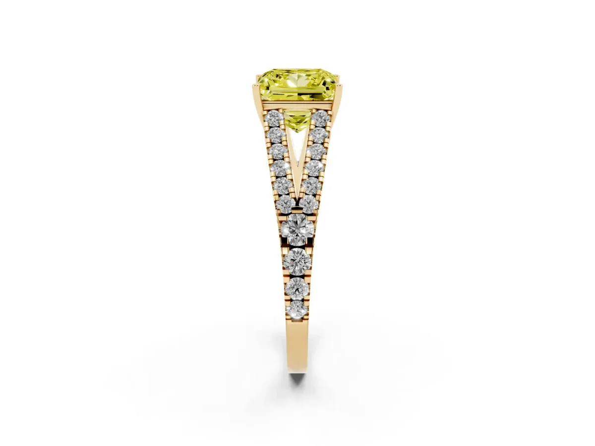 Fancy Yellow Princess Cut Diamond Split Shank Engagement Ring with Round Pavé and Prong Setting Yellow gold