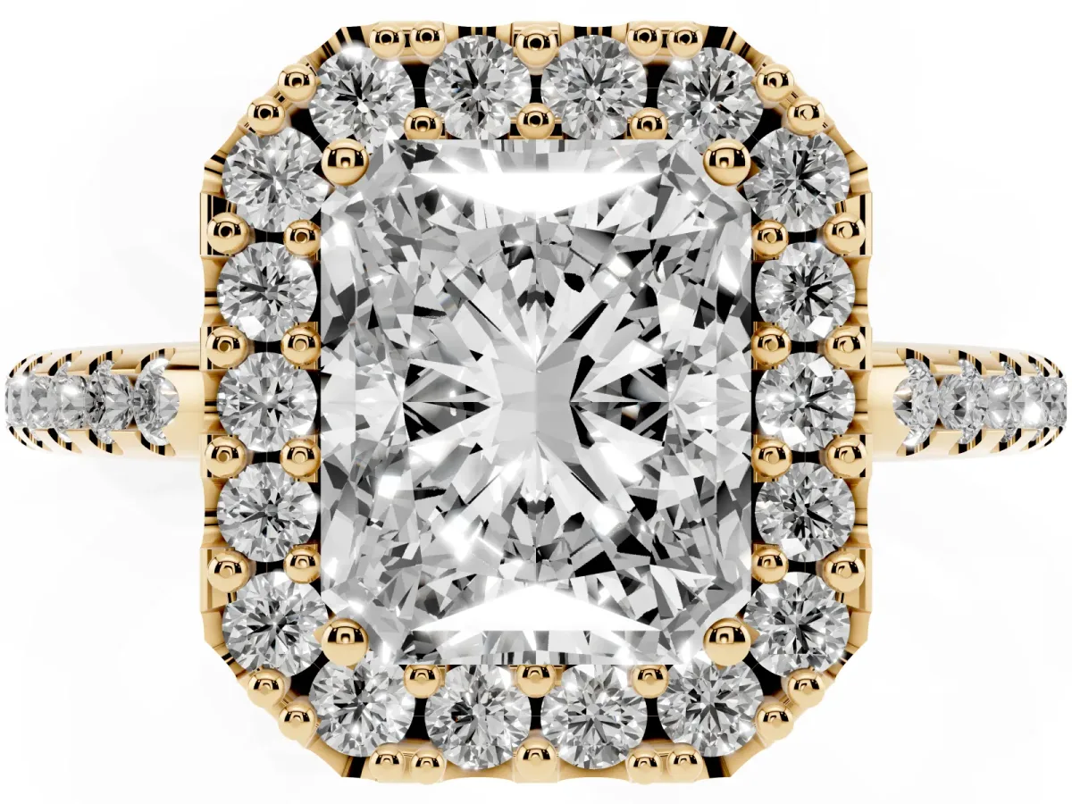 Radiant Cut Diamond Pavé Halo Ring with Four-Prong Setting Yellow gold